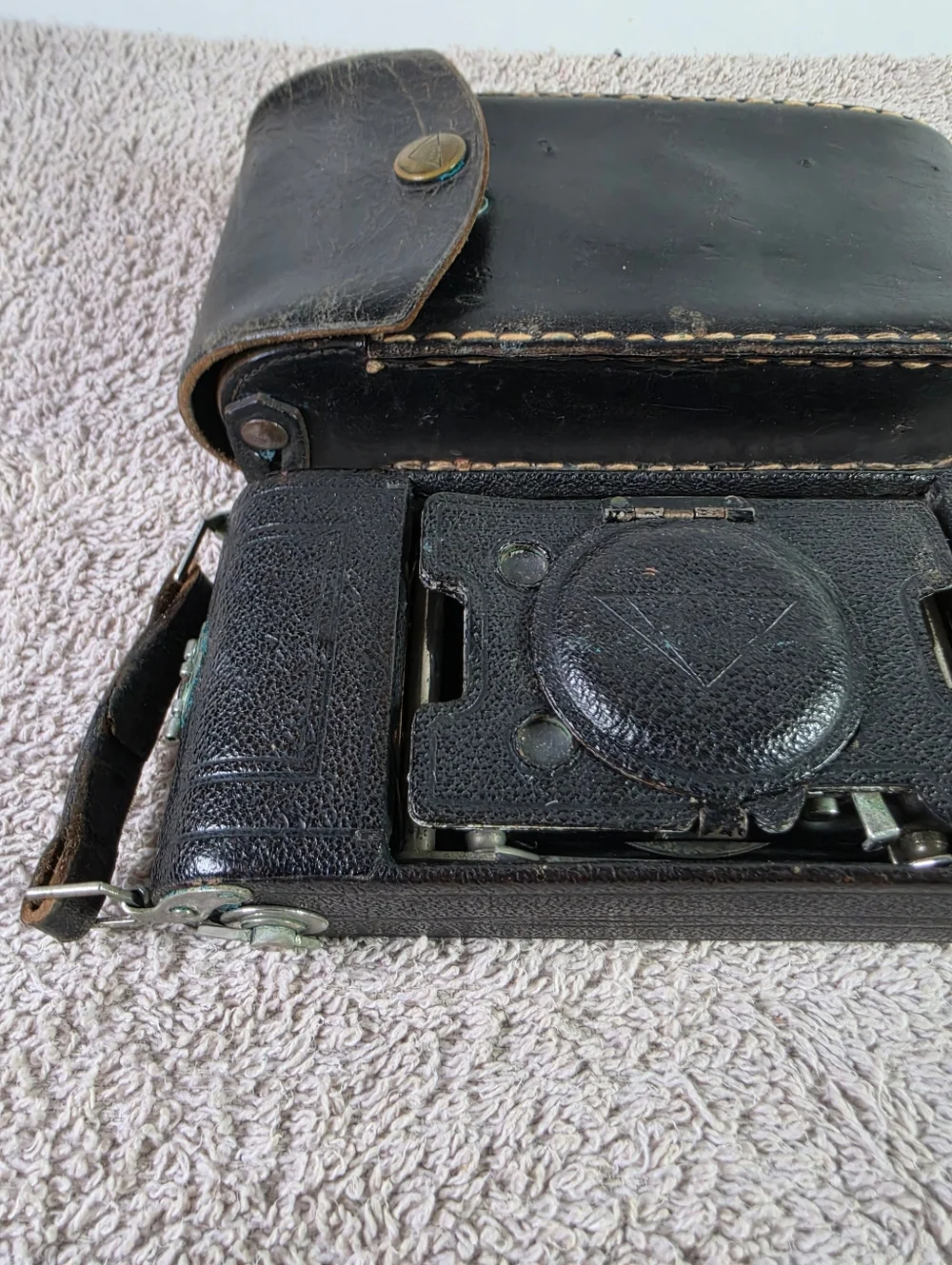 Vintage Ansco V.P. No. 2 Folding Camera in Black - Classic Film Camera